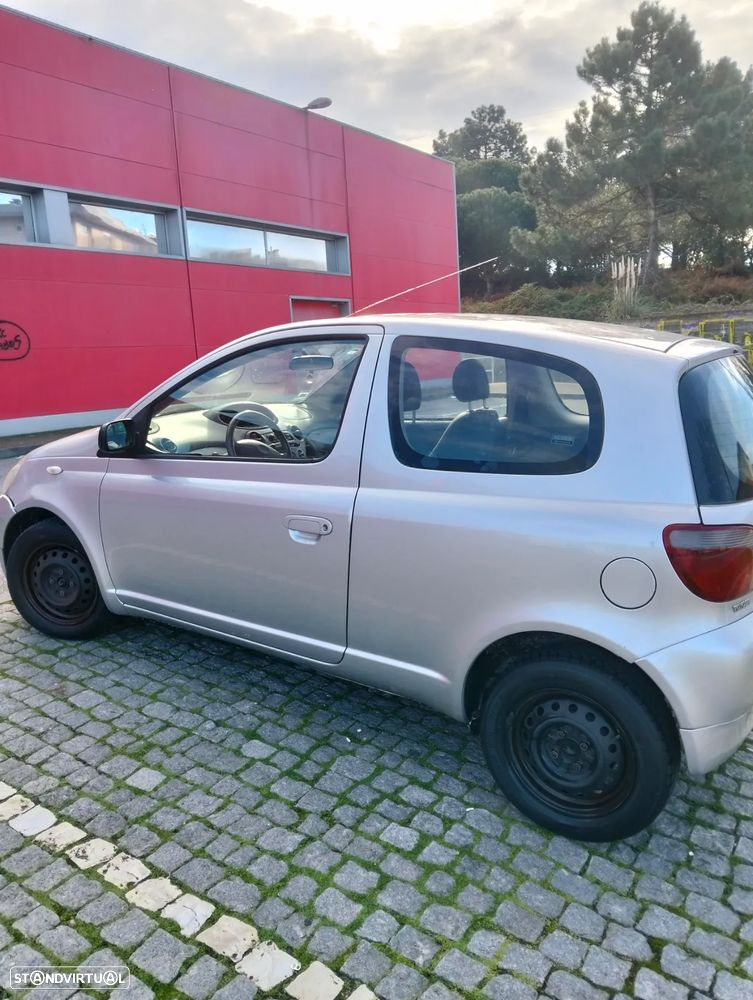 Toyota Yaris 1.0 Eco - 7