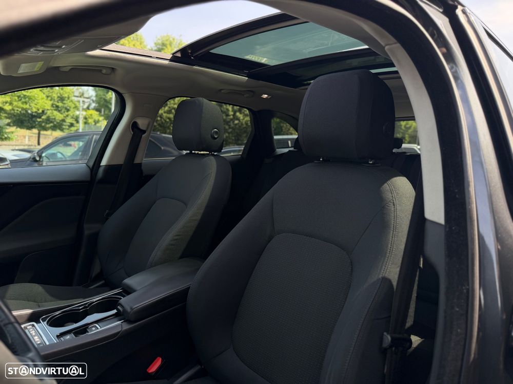 Jaguar F-Pace 2.0 i4D Prestige Aut. - 11