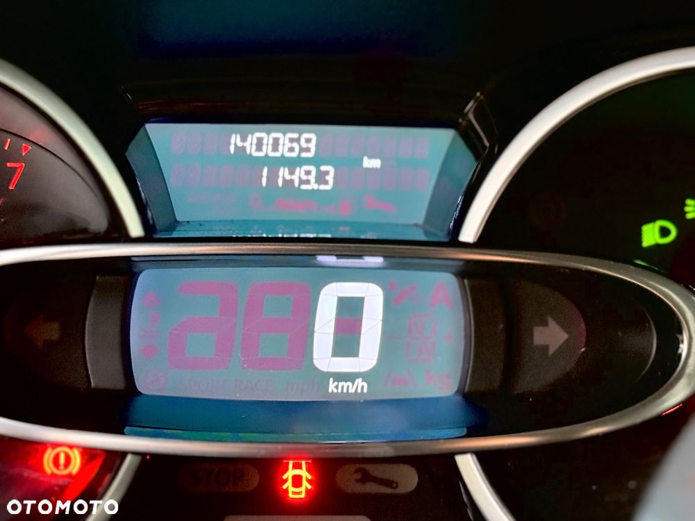 Renault Clio - 35