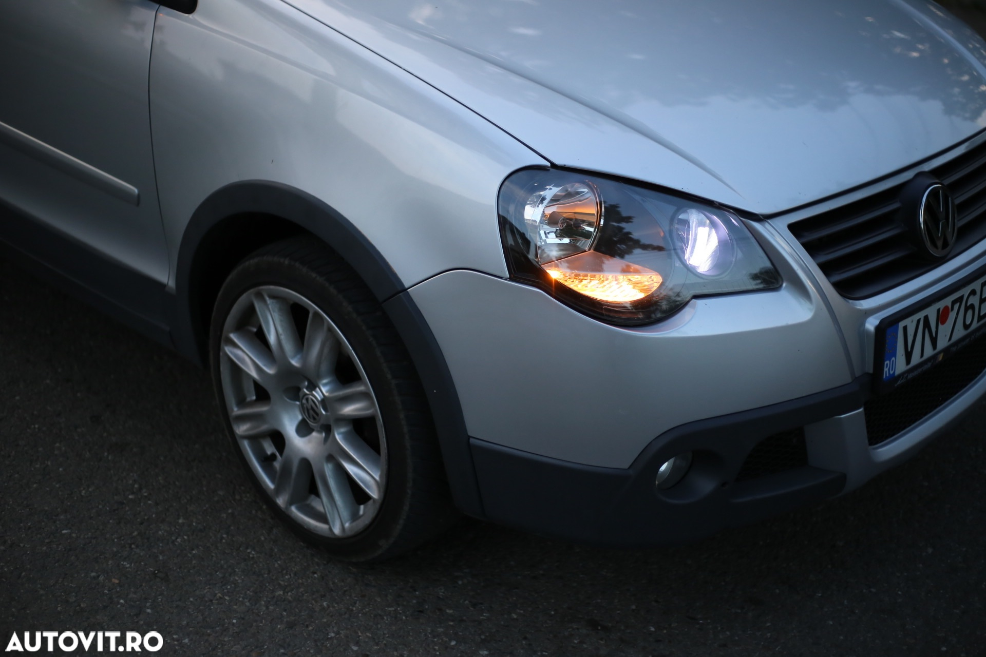 Volkswagen Polo 1.4 Cross - 2