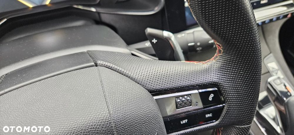 DS Automobiles DS 7 Crossback - 30