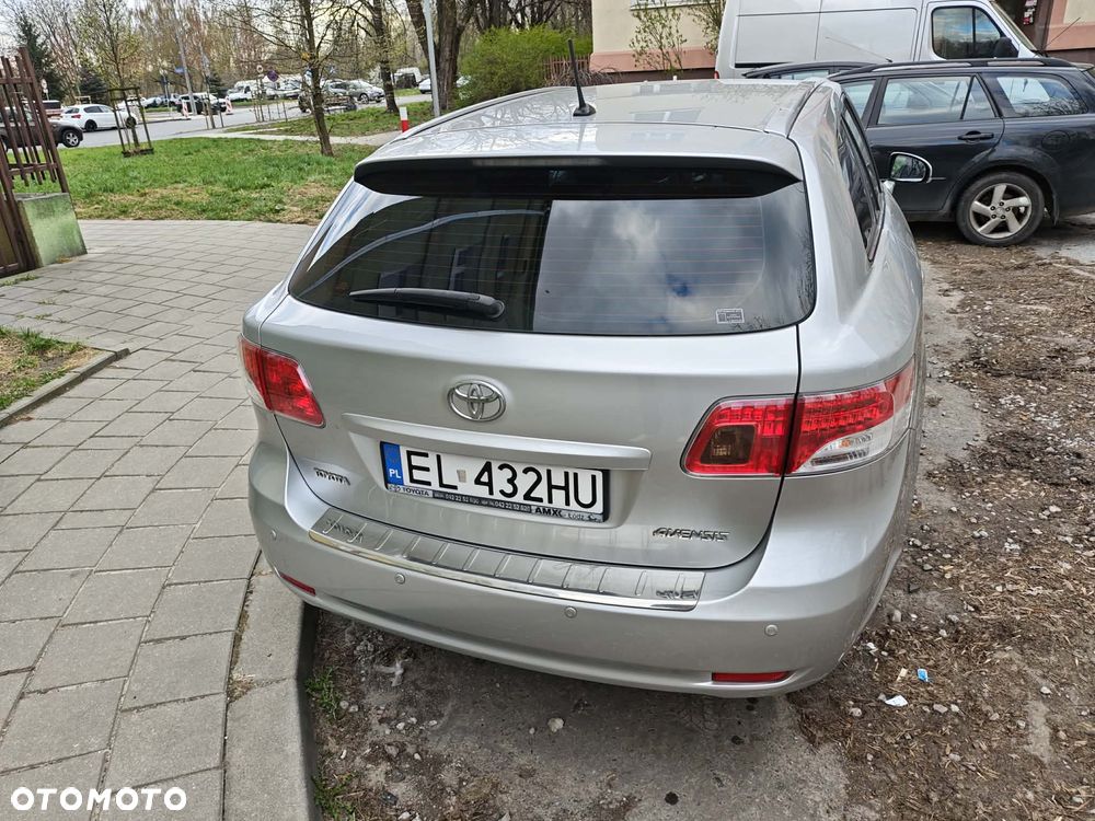 Toyota Avensis - 3