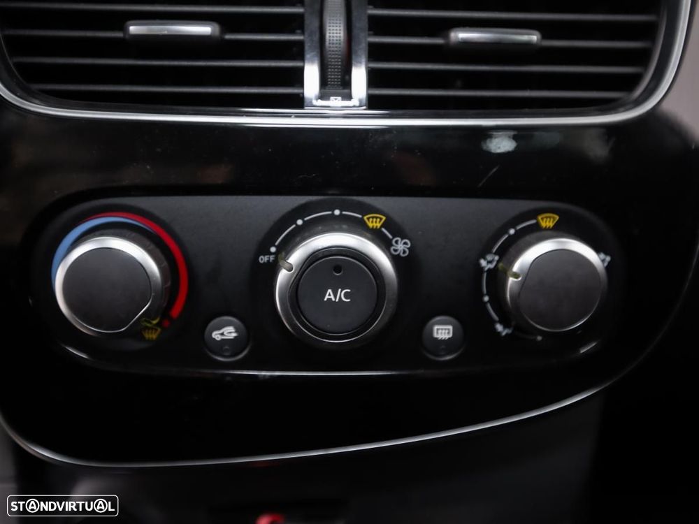 Renault Clio 1.5 dCi Zen - 16