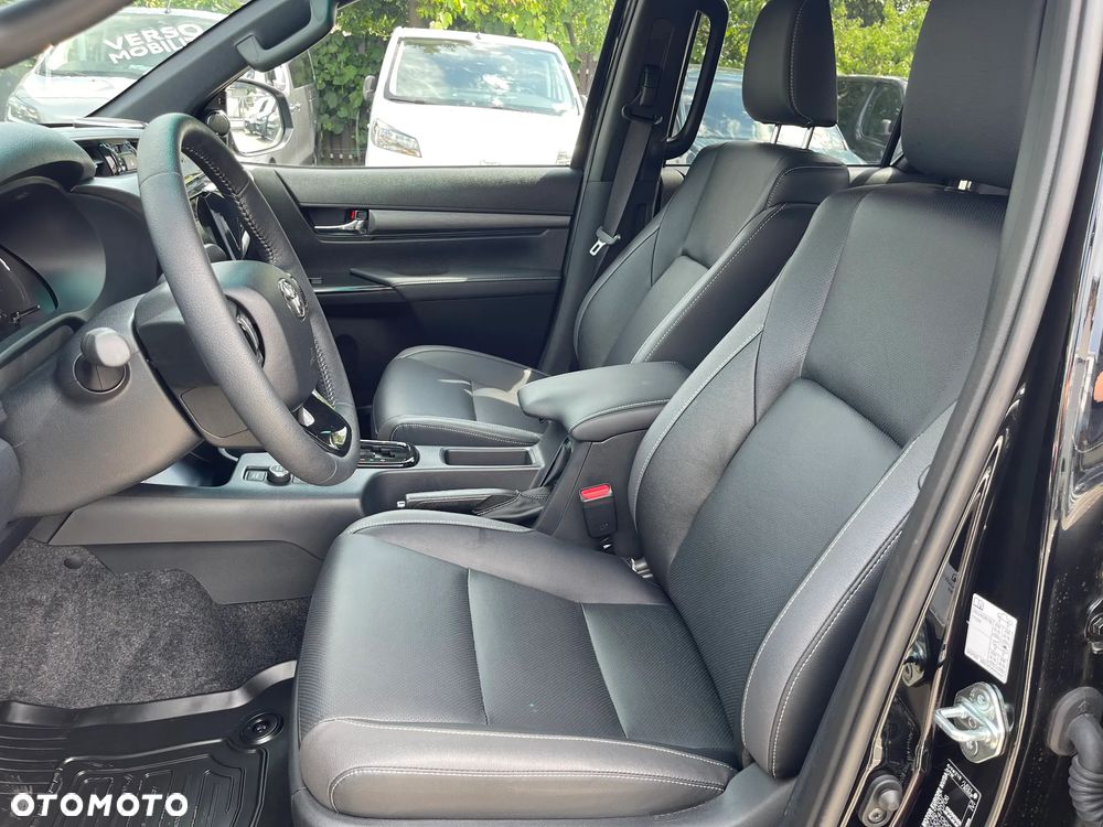 Toyota Hilux 2.8 D-4D Double Cab Invincible 4x4 - 14