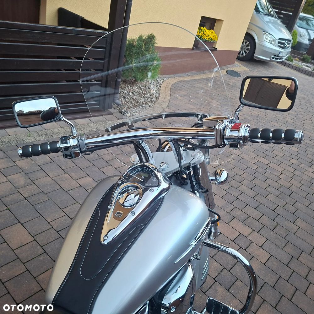 Honda VTX - 9