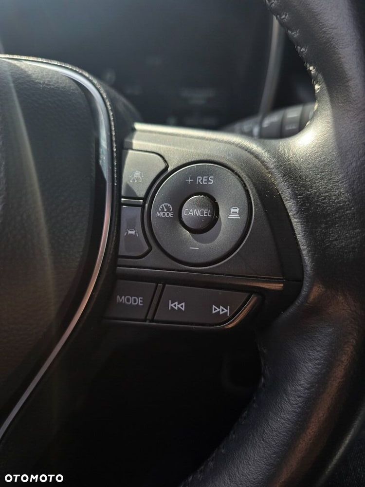 Toyota Corolla 1.8 Hybrid Comfort - 17