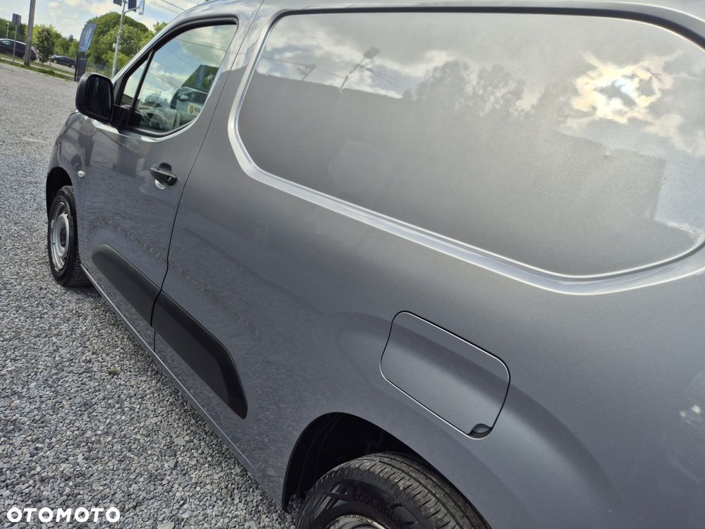 Opel COMBO - 25