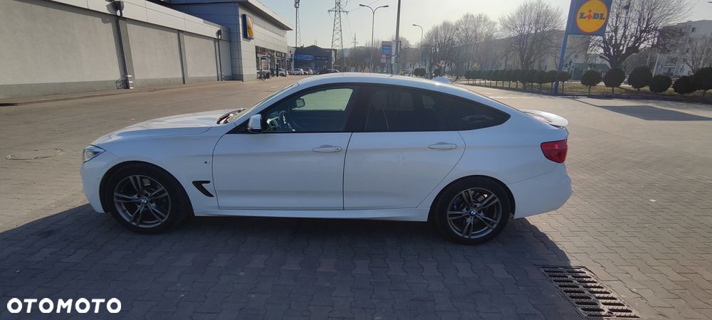 BMW 3GT 335i xDrive - 2