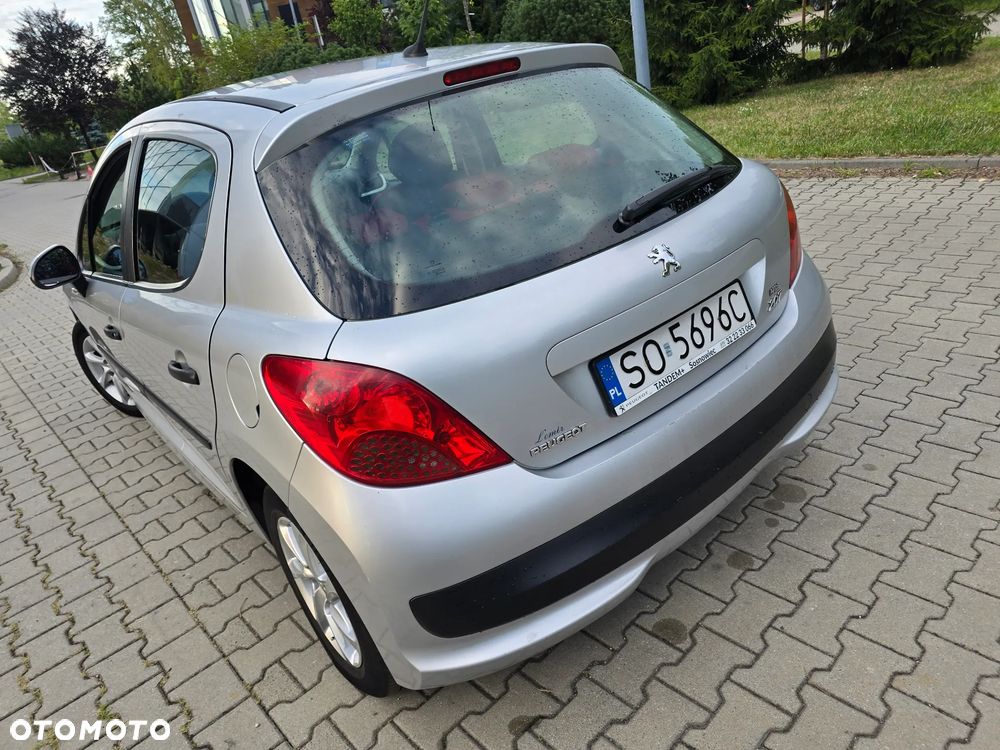 Peugeot 207 1.6 HDi 16V Trendy - 18