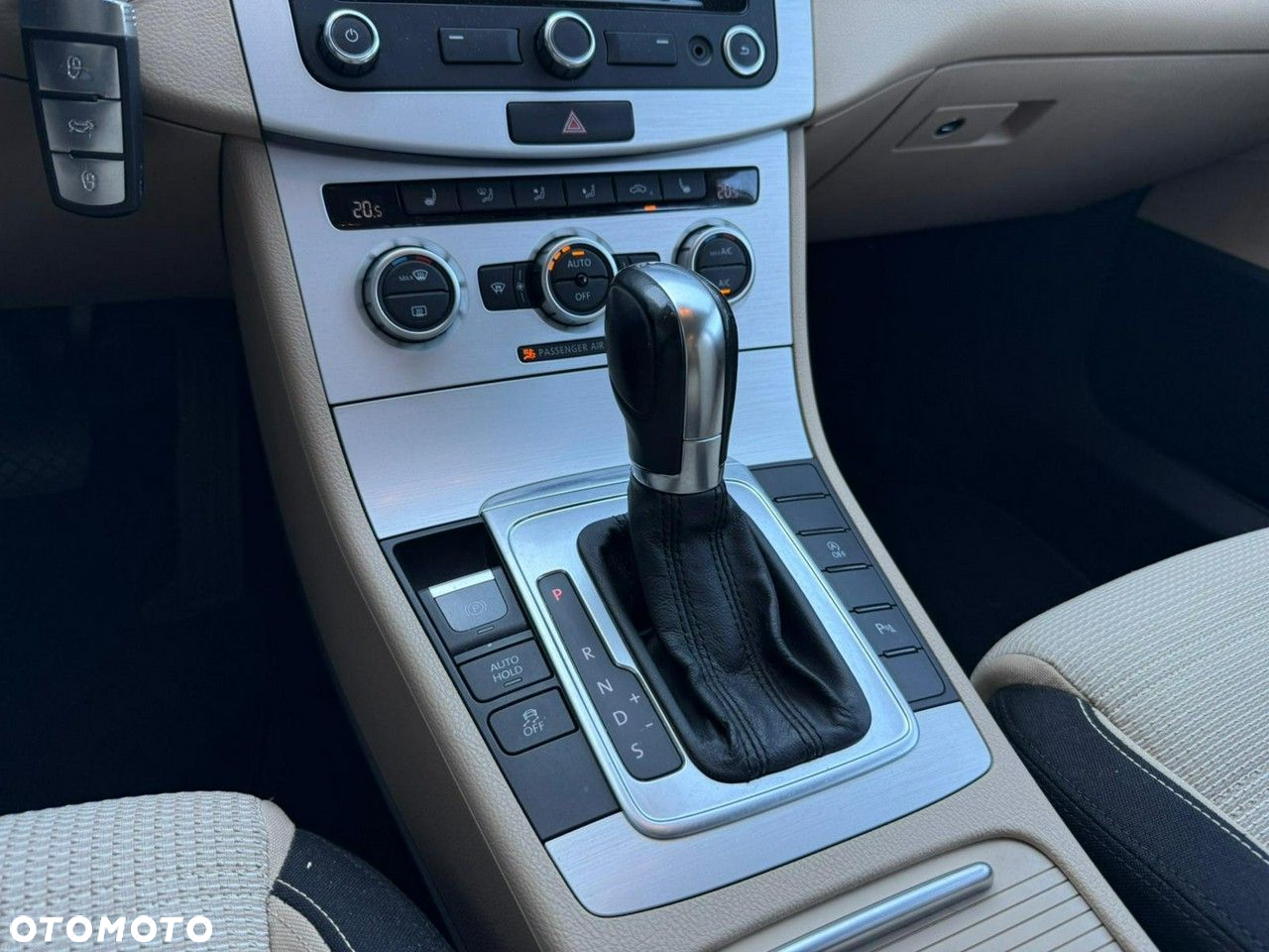Volkswagen CC - 8