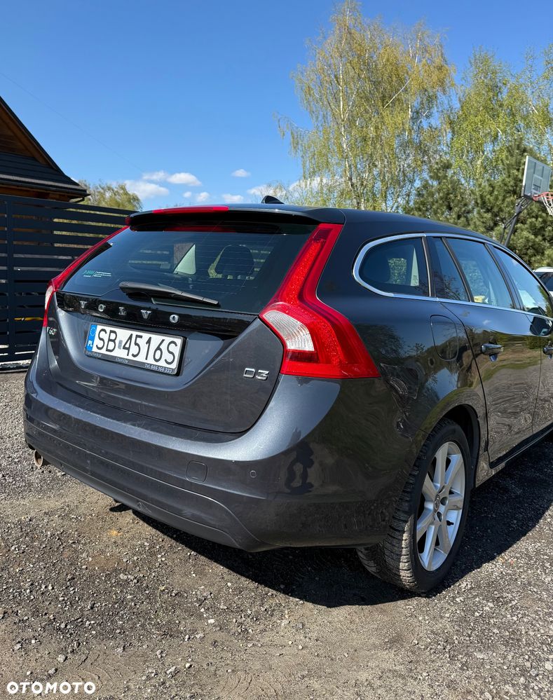 Volvo V60 D3 Drive-E Dynamic Edition (Kinetic) - 8