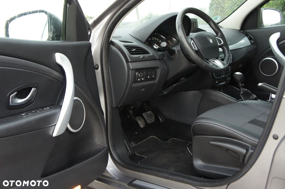 Renault Fluence 2.0 16V 140 Dynamique - 11
