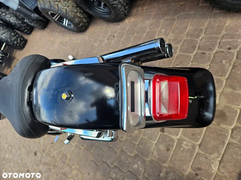 Suzuki VL 1500 Intruder LC - Boulevard C90 - 14