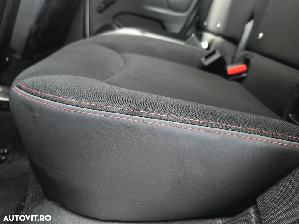 Renault Clio TCe Life Evo - 12