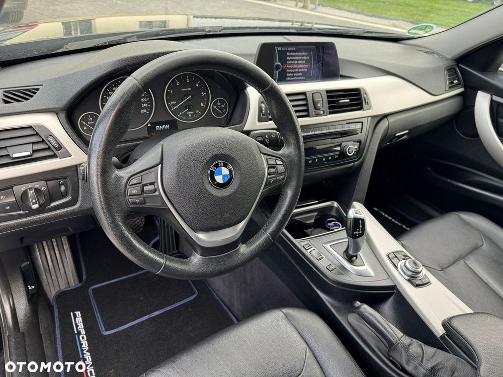 BMW Seria 3 318d Luxury Line - 23