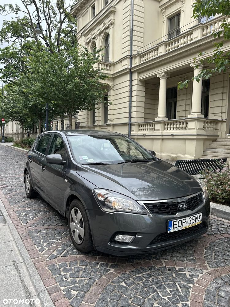 Kia Ceed 1.4 Comfort + - 1