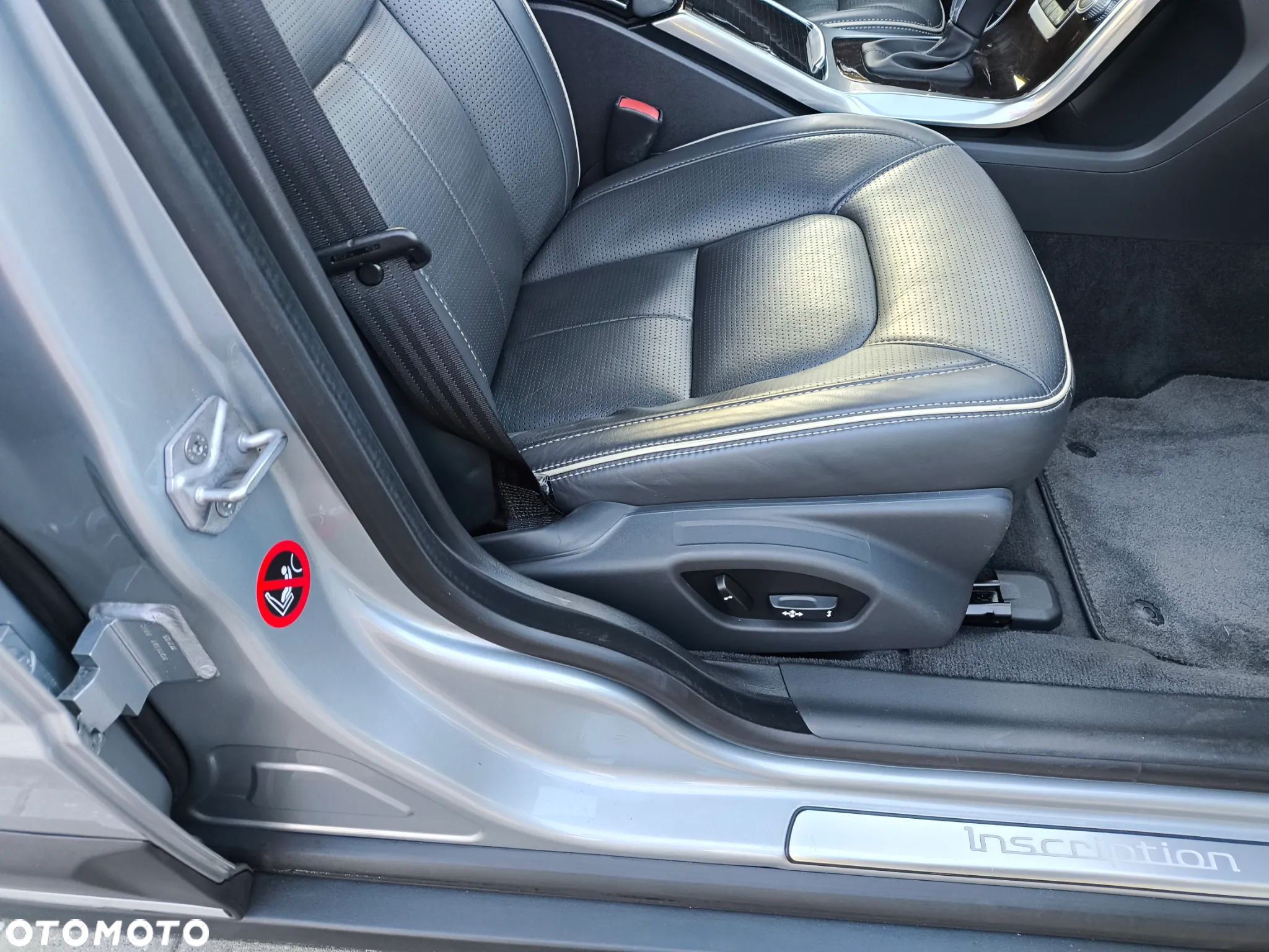Volvo XC 70 D4 Geartronic Summum - 9