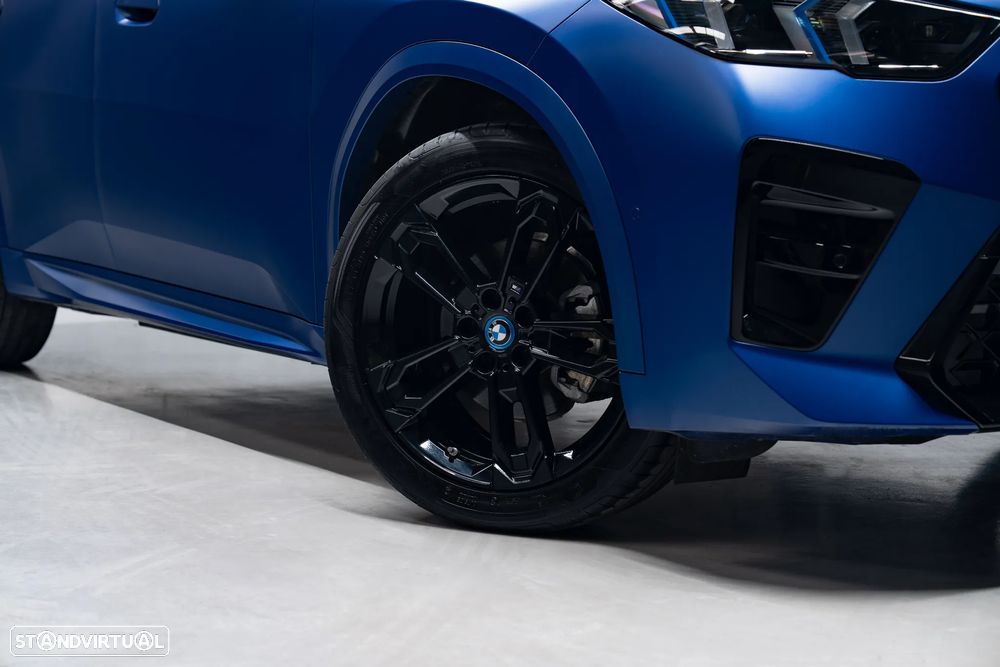 BMW iX2 eDrive20 Pack Desportivo M Pro - 4