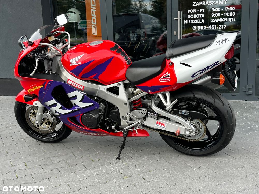 Honda CBR - 27
