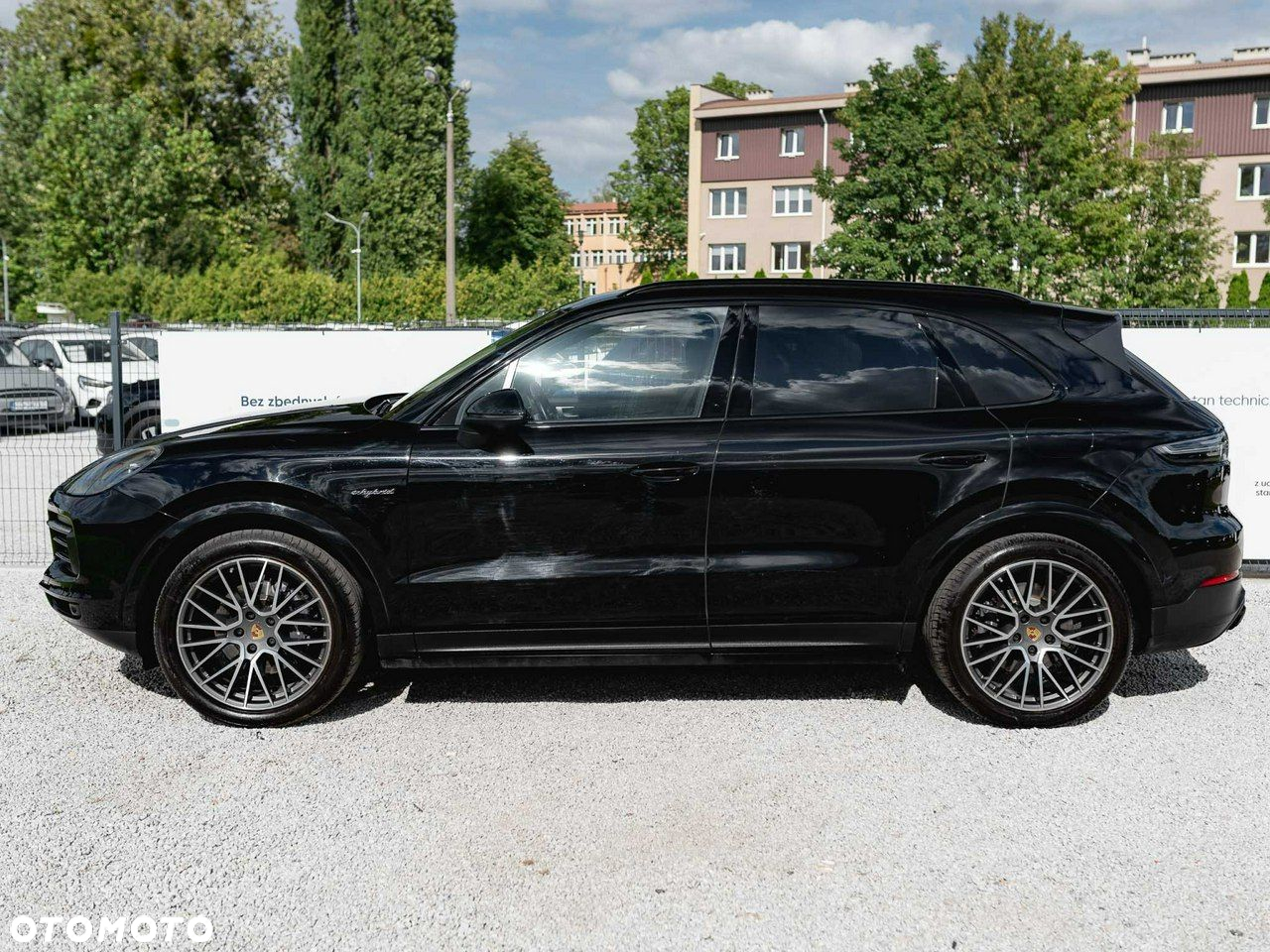 Porsche Cayenne - 10