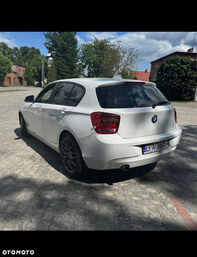BMW Seria 1 116i - 5
