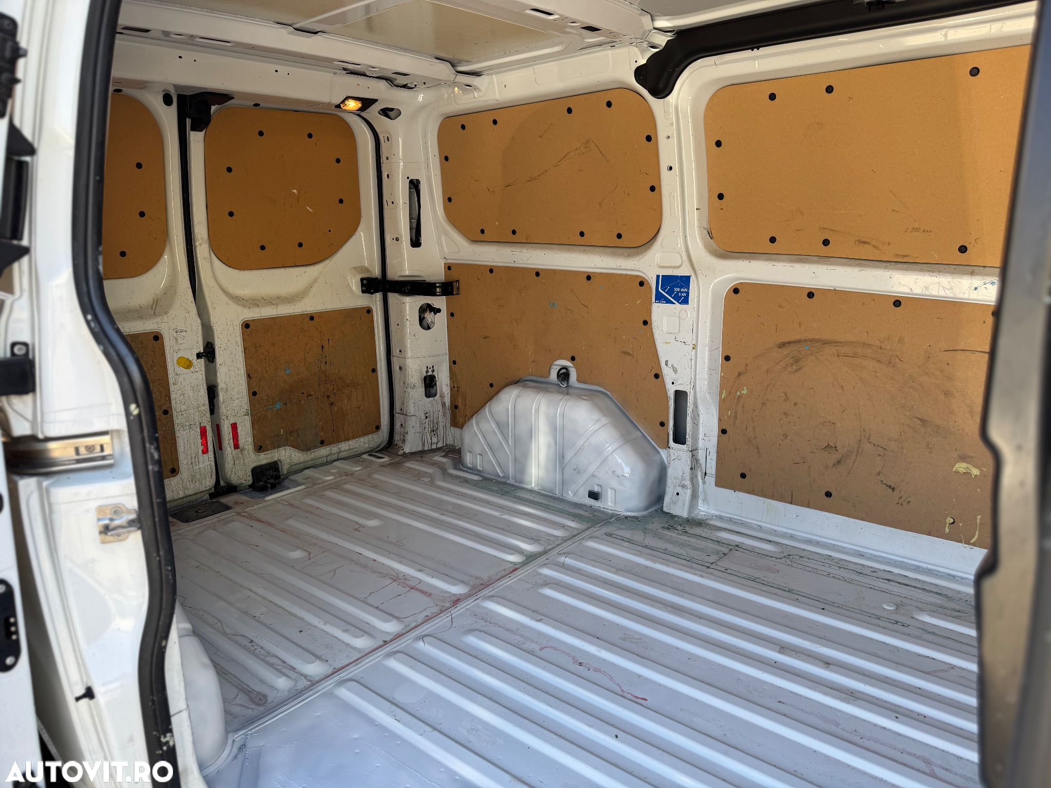 Ford Transit Custom DCIV 320 2.0 EcoBlue 105 CP L2H1 Trend - 8