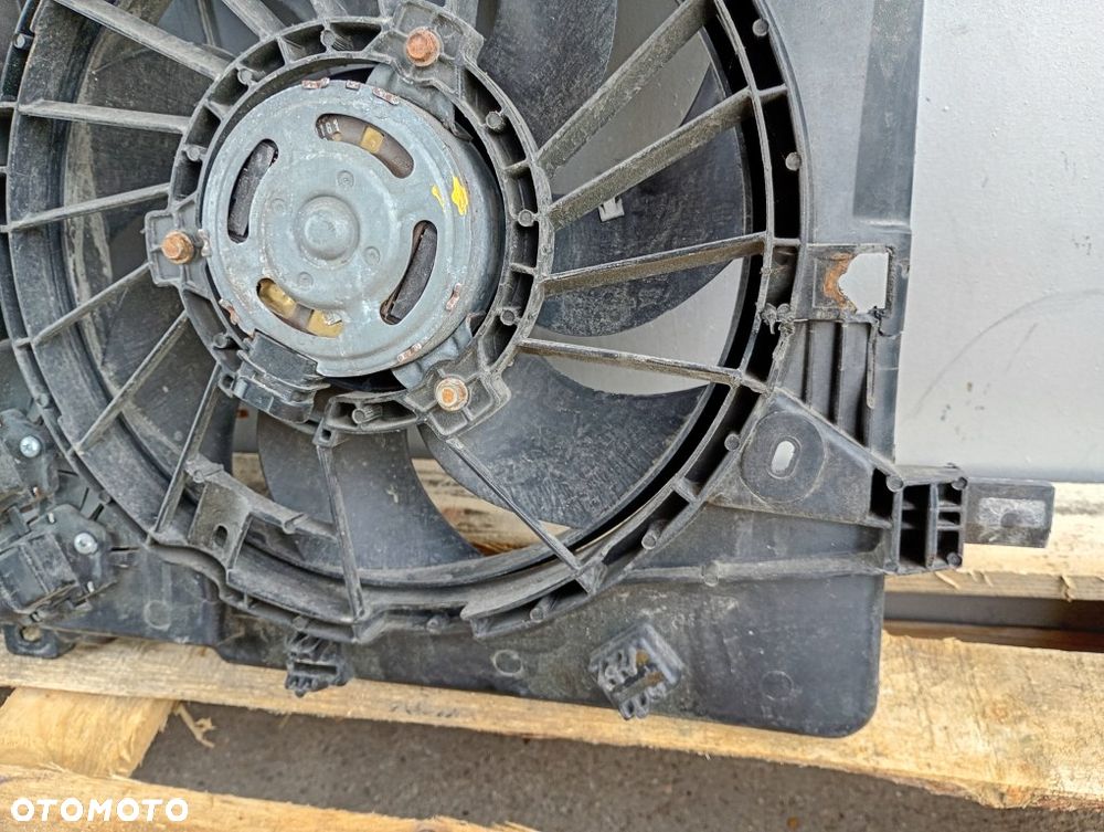 wentylatory chłodnicy renault master III movano B lift 2.3 dci 2019-2024r 214813663R - 5