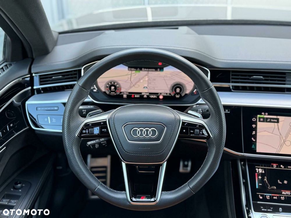 Audi A8 - 17