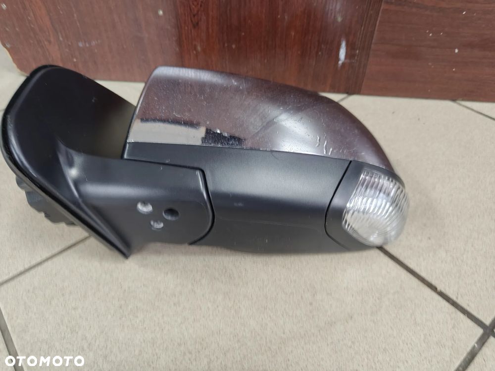 Isuzu D Max lewe lusterko 10pin Eu - 3