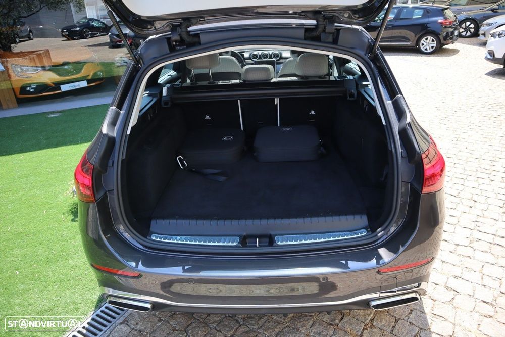 Mercedes-Benz C 300 e AMG Line - 16
