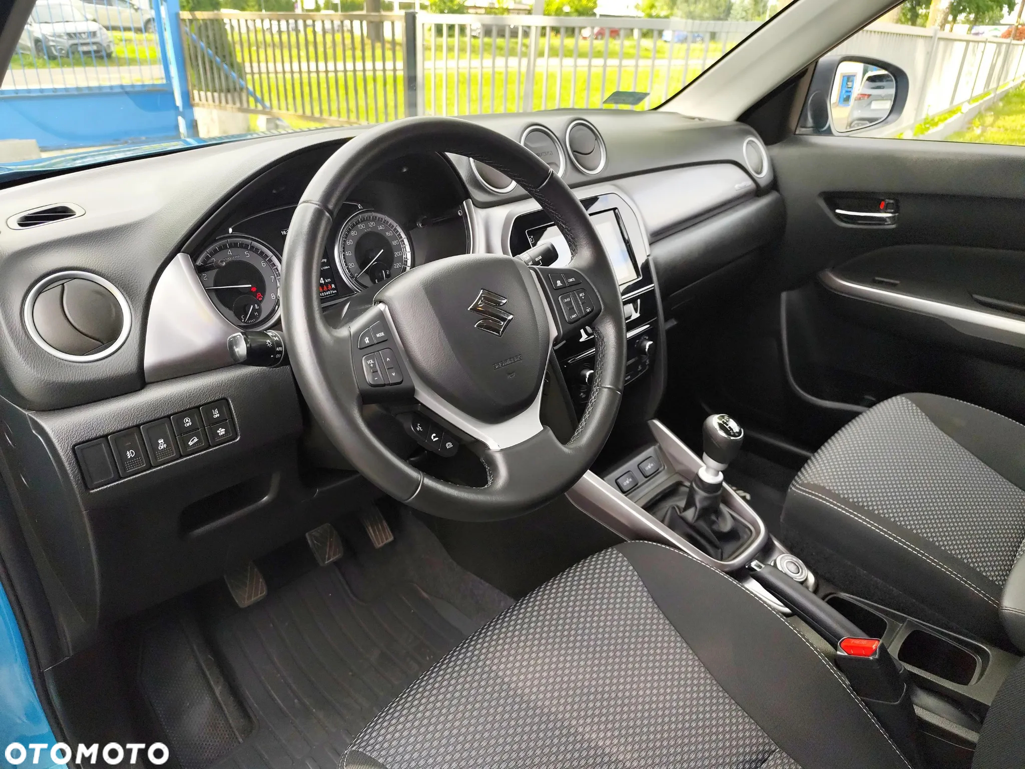 Suzuki Vitara 1.4 Boosterjet SHVS Premium 4WD - 9