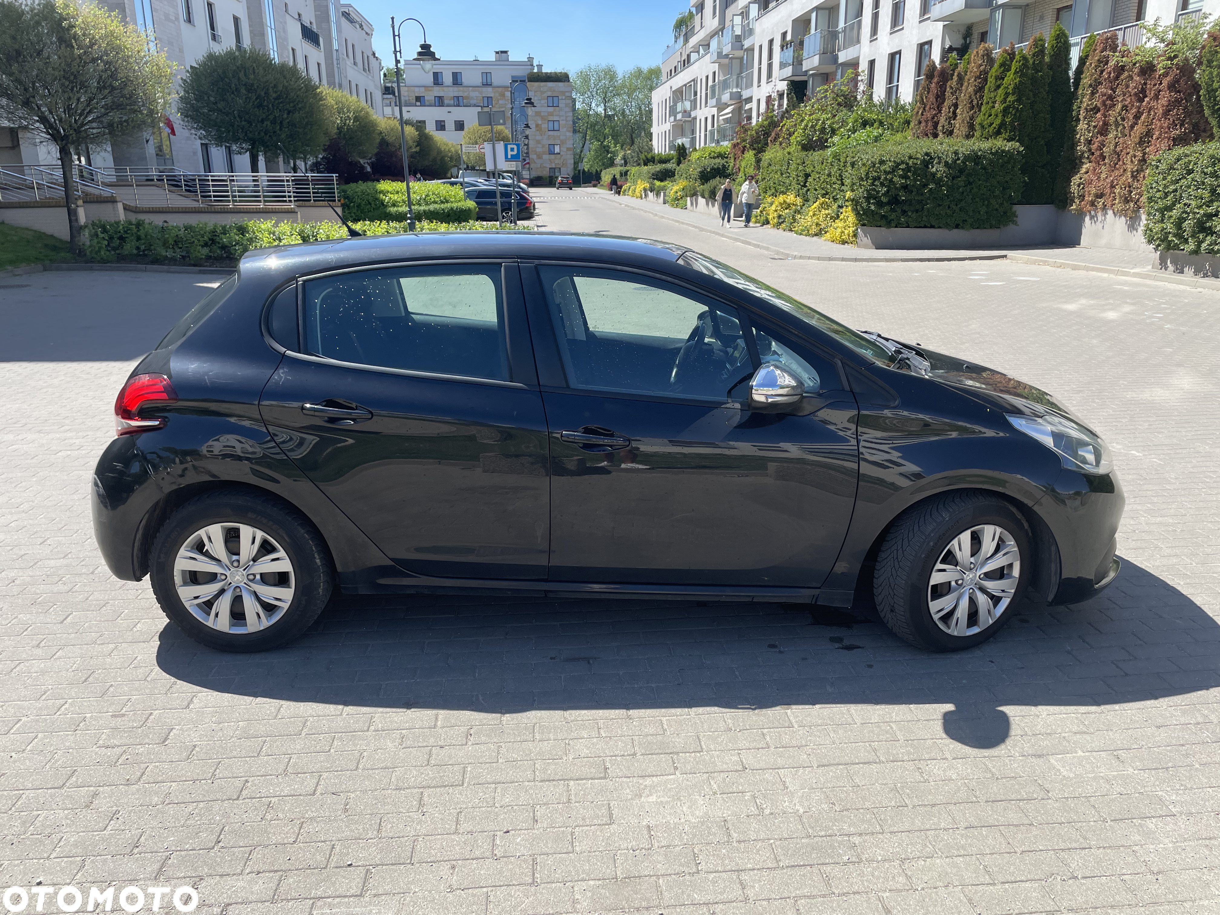 Peugeot 208 1.4 HDi Active - 8
