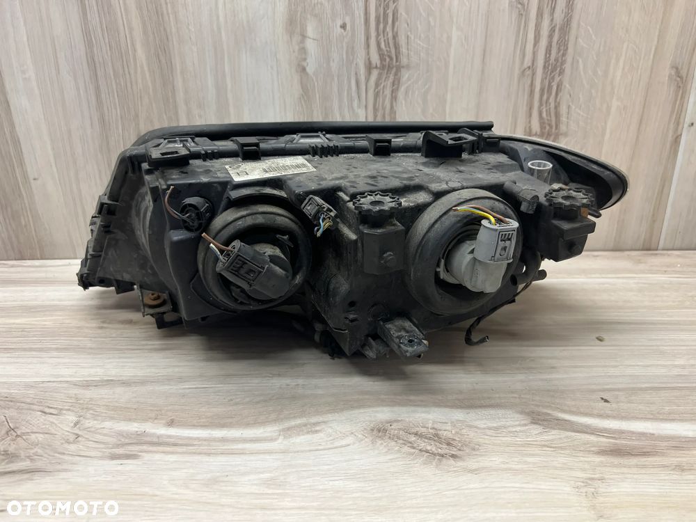 LAMPA REFLEKTOR PRAWY LISTWA KIERUNEK E46 FL LIFT - 5