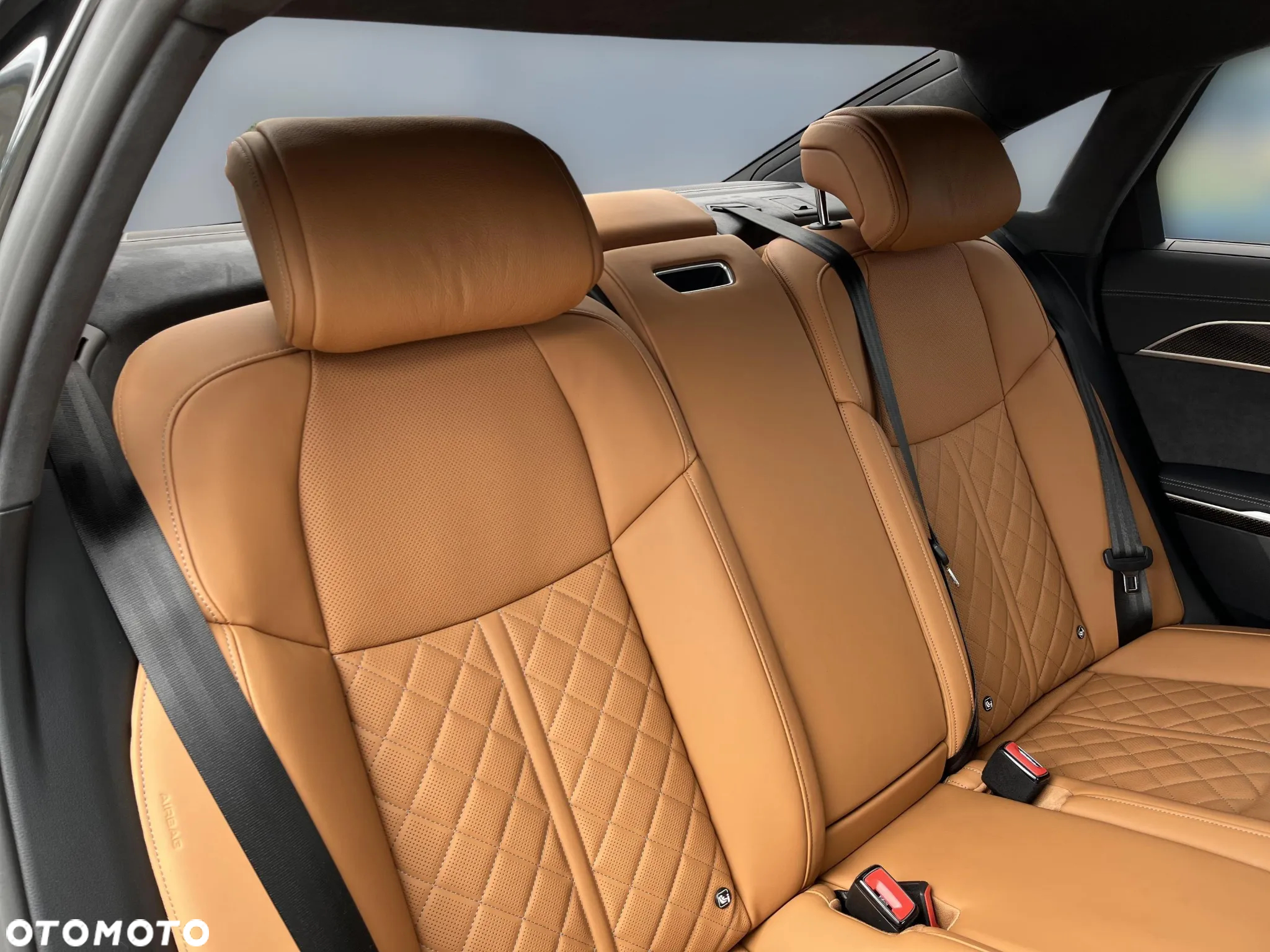 Audi A8 - 10