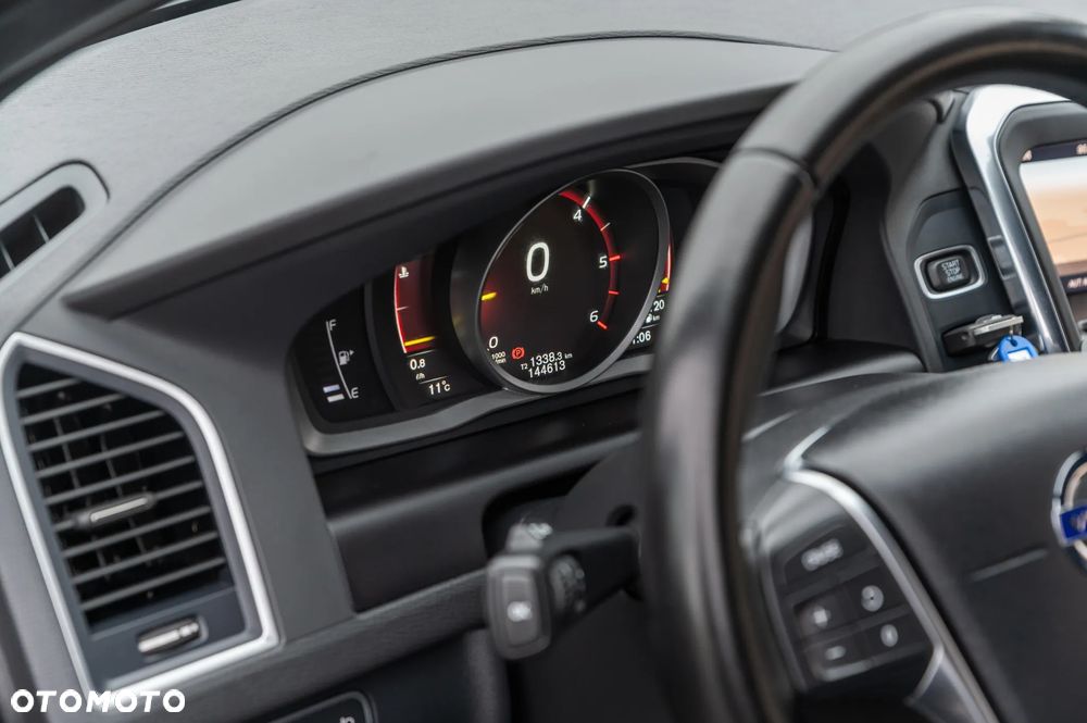 Volvo XC 60 D3 Momentum - 32