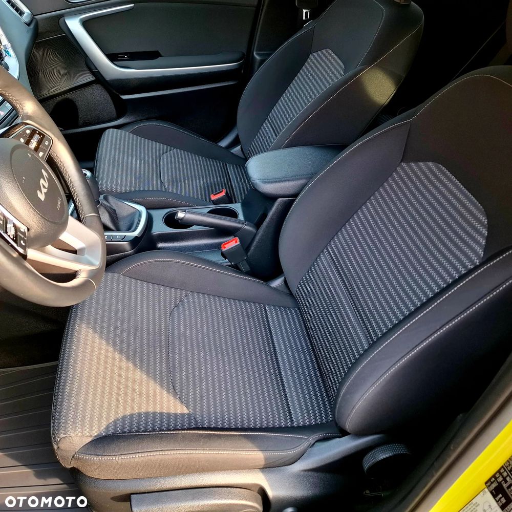 Kia Ceed 1.6 CRDi (48V Mild-Hybrid) Vision - 9