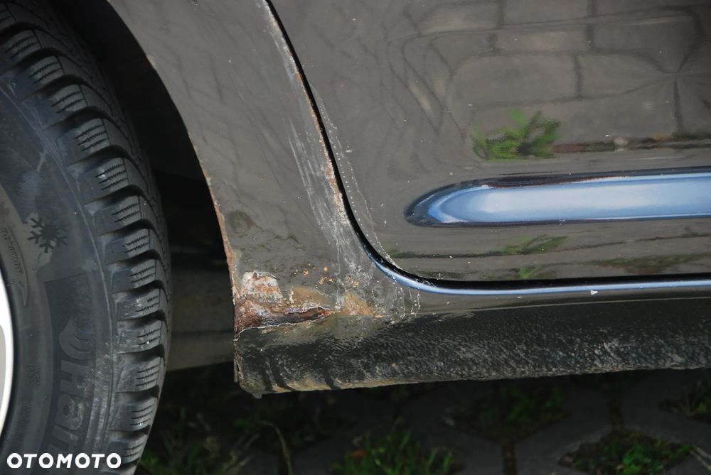 Volkswagen Touran 1.9 TDI Conceptline - 19