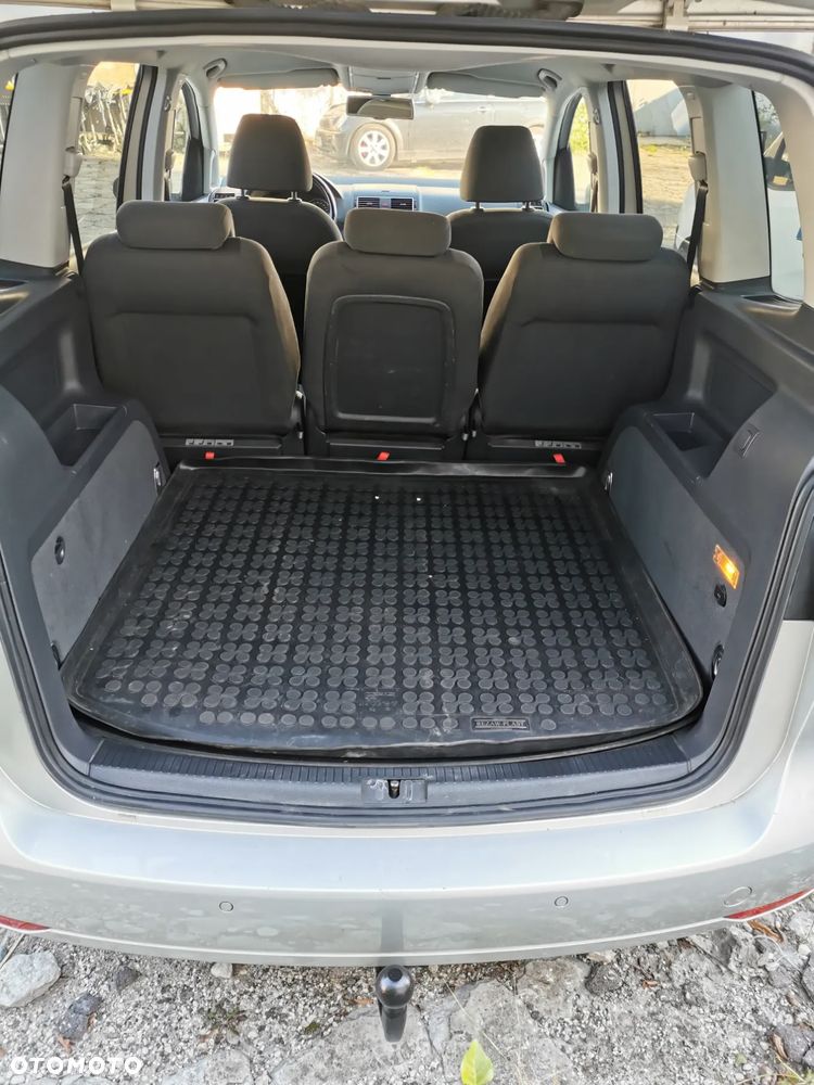 Volkswagen Touran 1.4 TSI United - 20