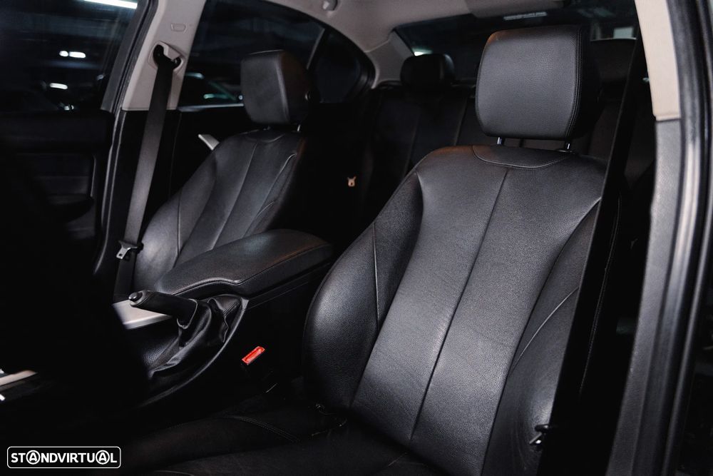 BMW 320 d Auto Pack M - 7