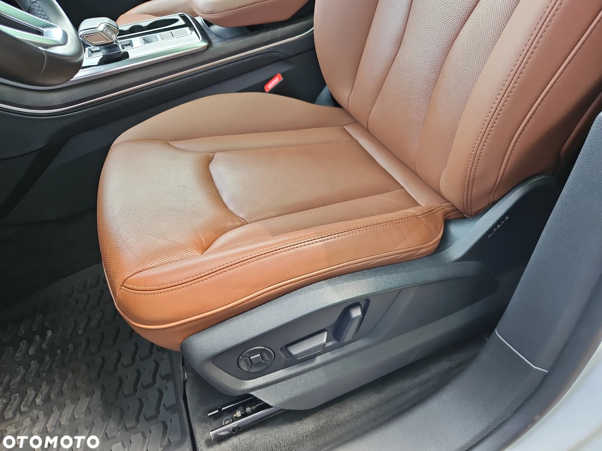 Audi Q8 55 TFSI quattro tiptronic competition plus - 12