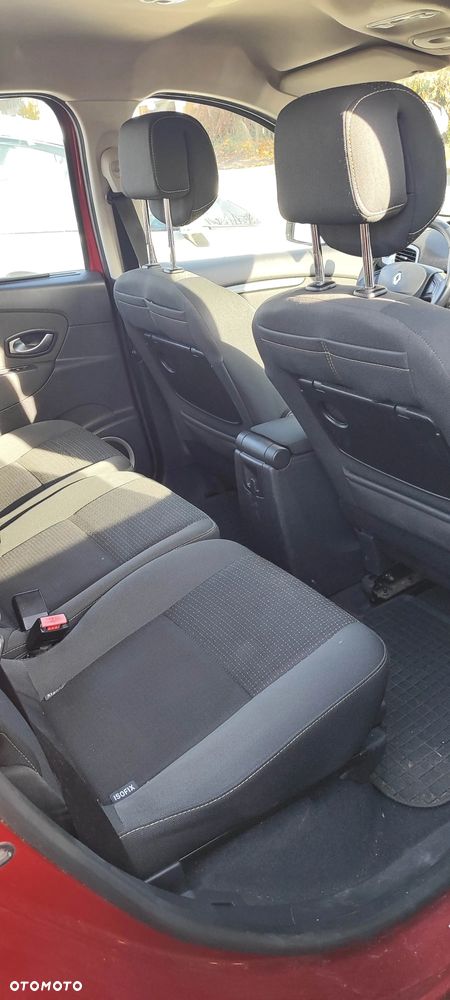 Renault Scenic 2.0 16V Privilege CVT - 11