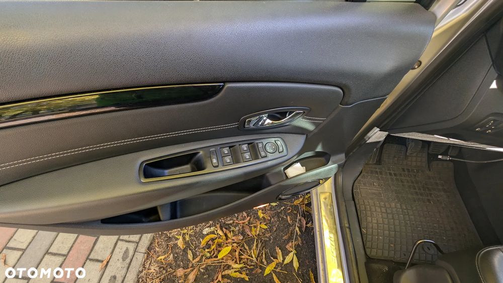 Renault Scenic ENERGY TCe 115 Bose Edition - 11