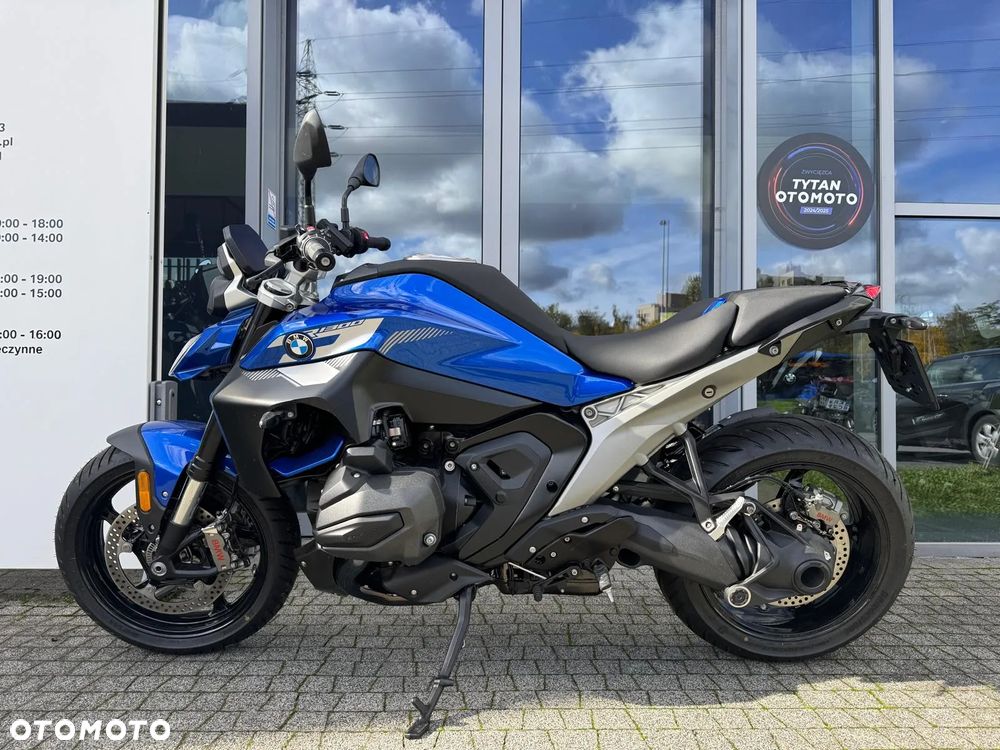 BMW R - 1