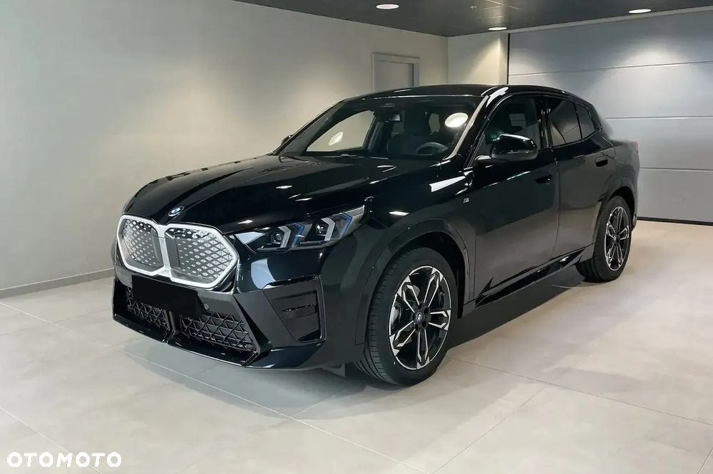 BMW iX2