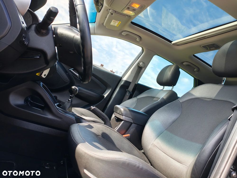 Hyundai ix35 2.0 2WD Trend - 6