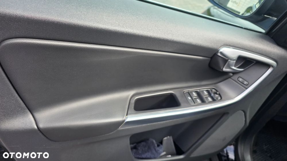 Volvo XC 60 - 11