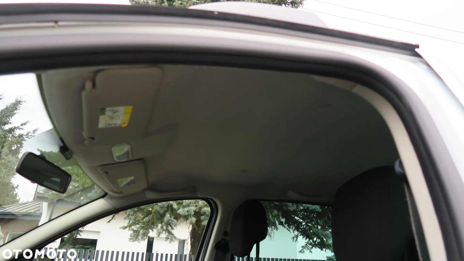 Dacia Duster 1.6 16V 4x2 Essentiel - 19
