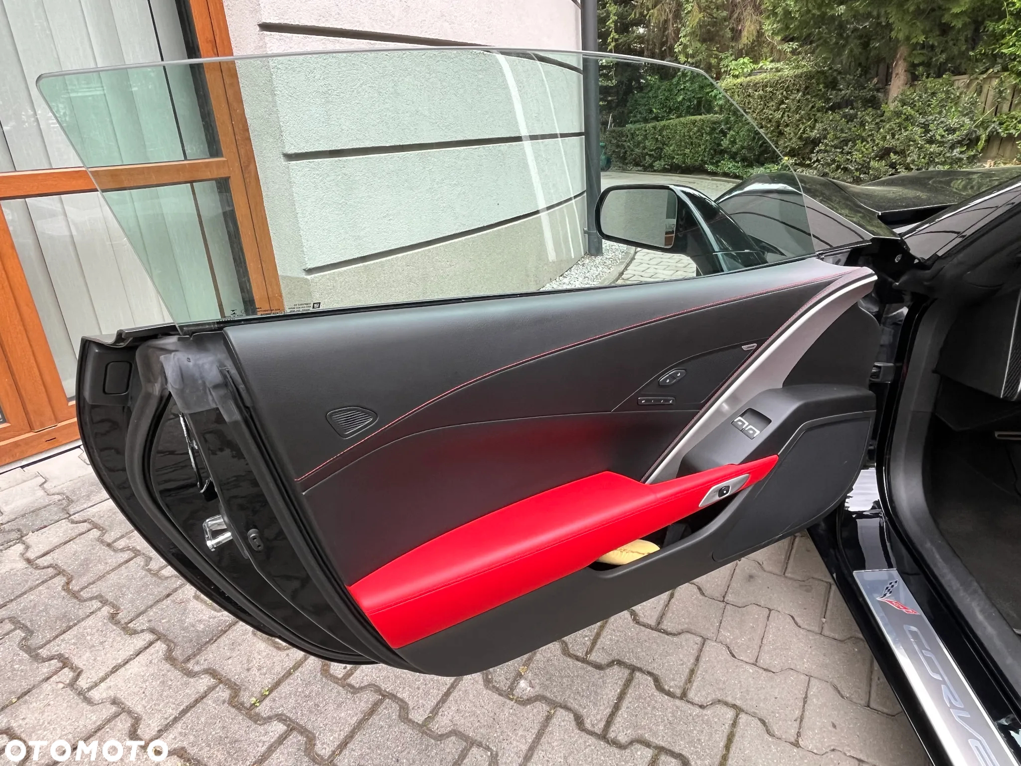 Chevrolet Corvette - 6