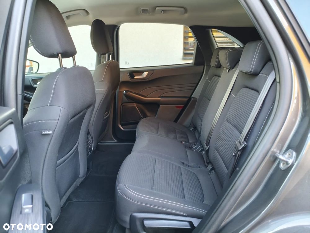 Ford Kuga 2.5 Duratec FHEV TITANIUM - 22
