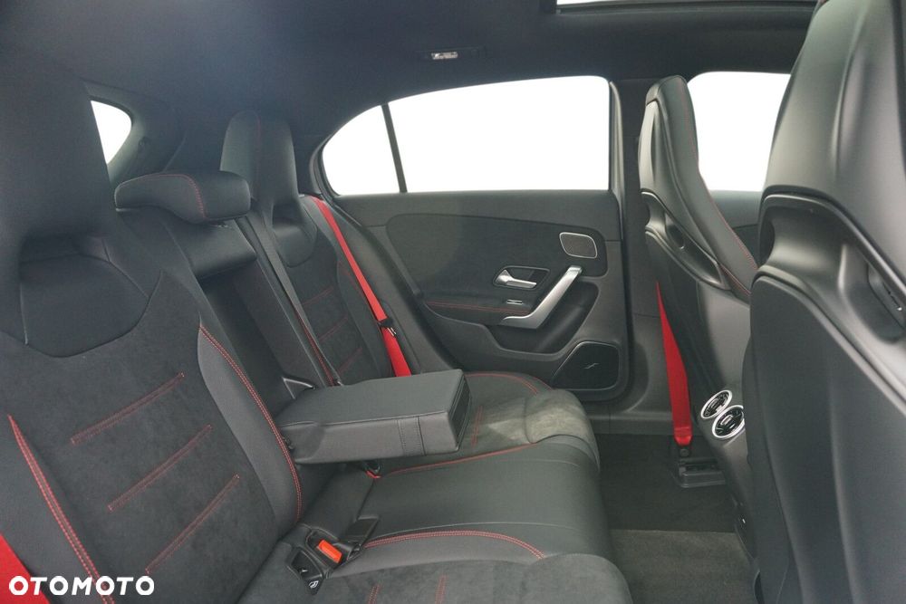 Mercedes-Benz Klasa A 45 S AMG 4-Matic 8G-DCT - 11